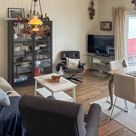 3 Bedroom In Os