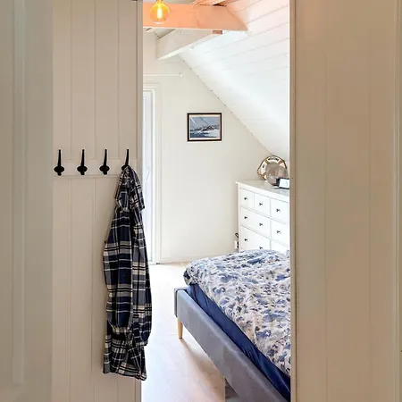 3 Bedroom In Os